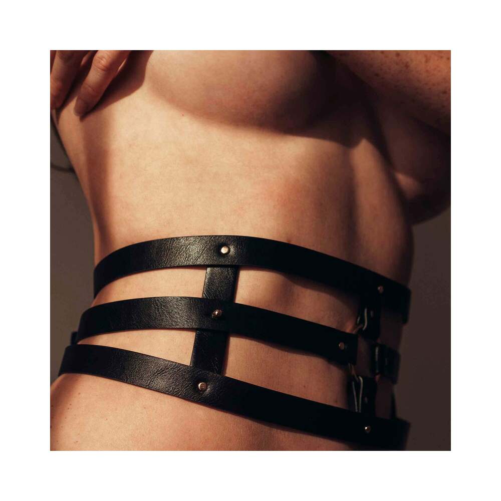 Bijoux Indiscrets Maze Wide Belt &amp; Restraints